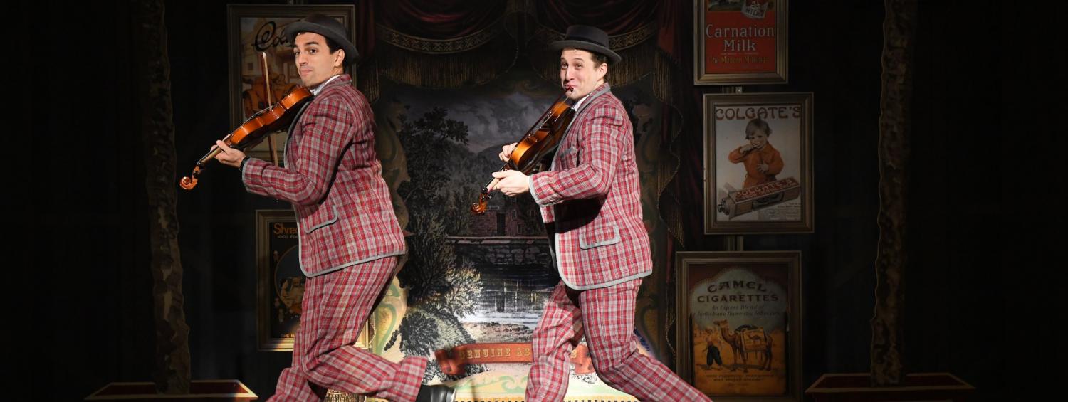 Production Photo from Singin' in the Rain