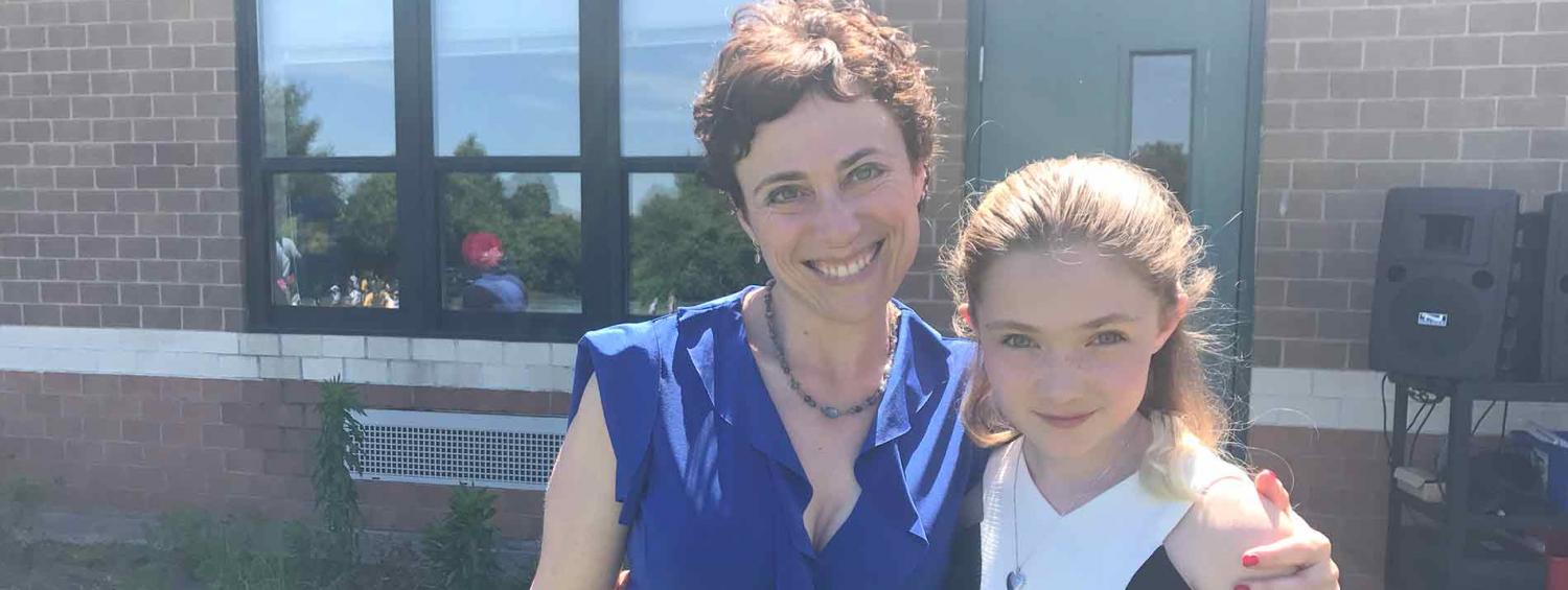 A photo of Debbie Ellinghaus and her daughter, Maddie