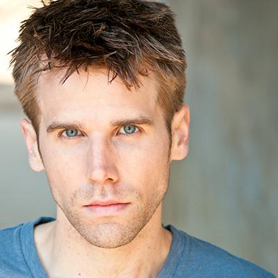 Evan Casey Headshot