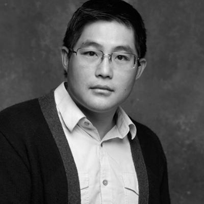 Mike Lew Headshot