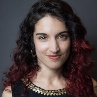 NIKKI MIRZA Headshot