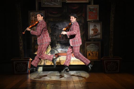 Production Photo from Singin' in the Rain